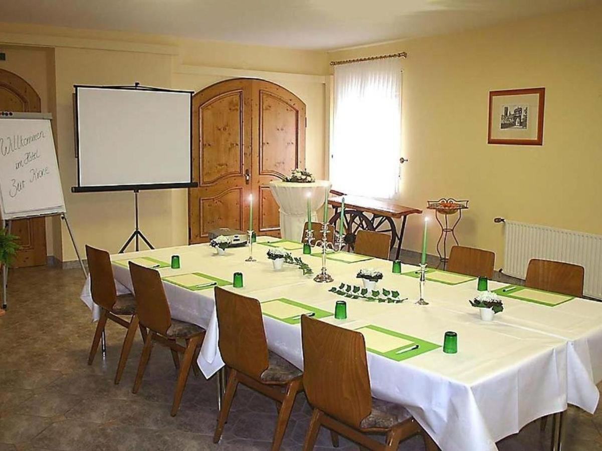 Hotel Zur Krone Ronneburg  エクステリア 写真